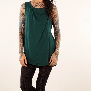 Toonzshop "Leigha" loose sleeveless top